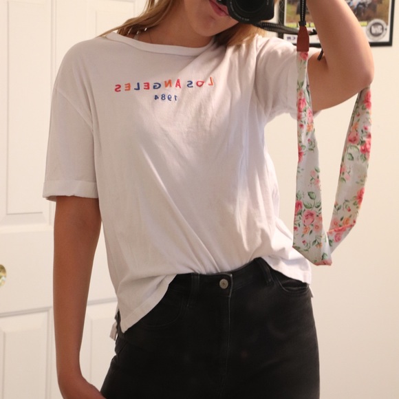 LA basic tee - Picture 2 of 2